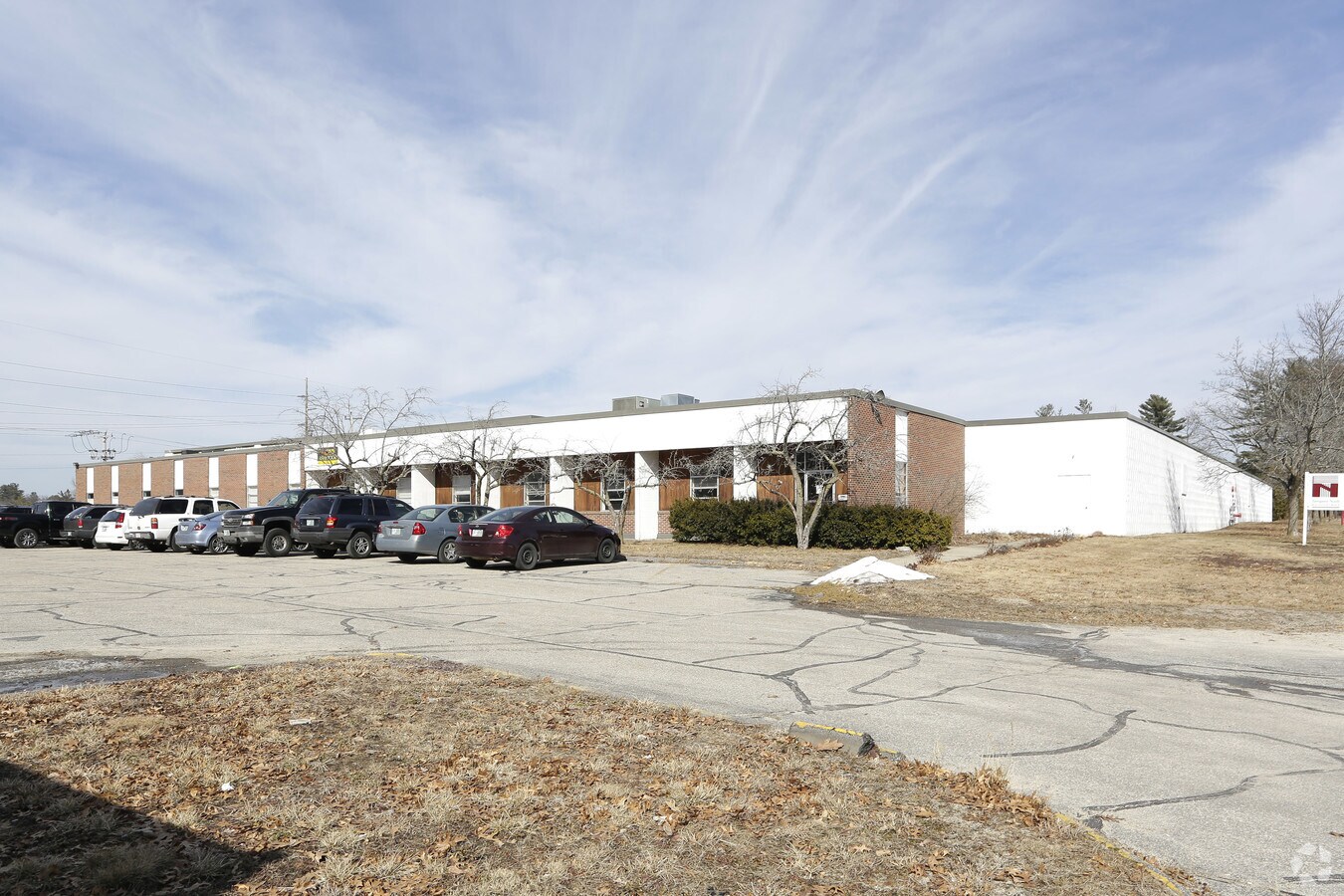 8 Roosevelt Ave Hudson Nh 03051 Warehouse Property For Lease On 8 Roosevelt Ave Hudson Nh 03051 Warehouse Property For Lease On Loopnet