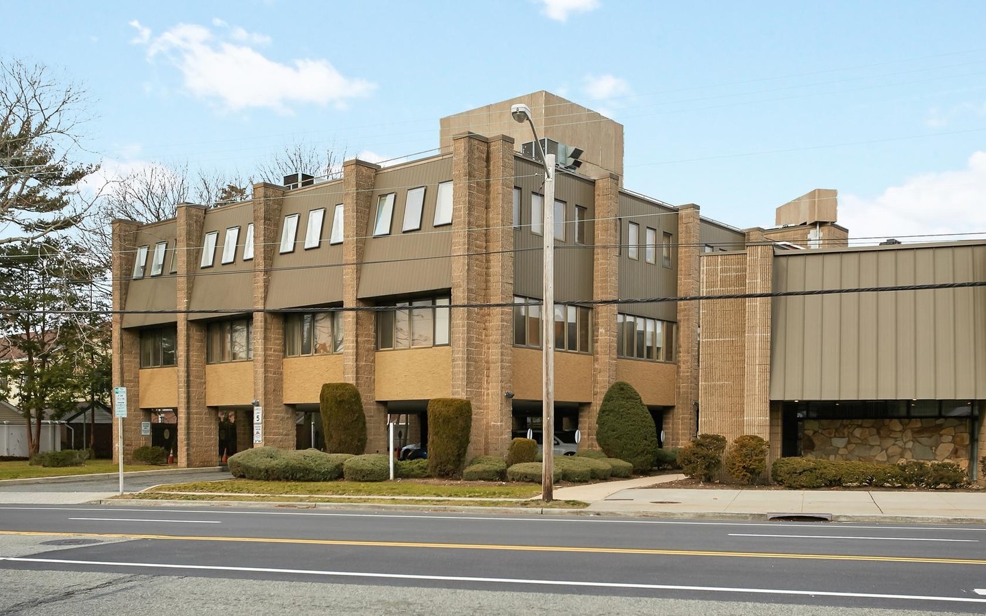 Hillside Ave New Hyde Park Ny Office For Sale Loopnet