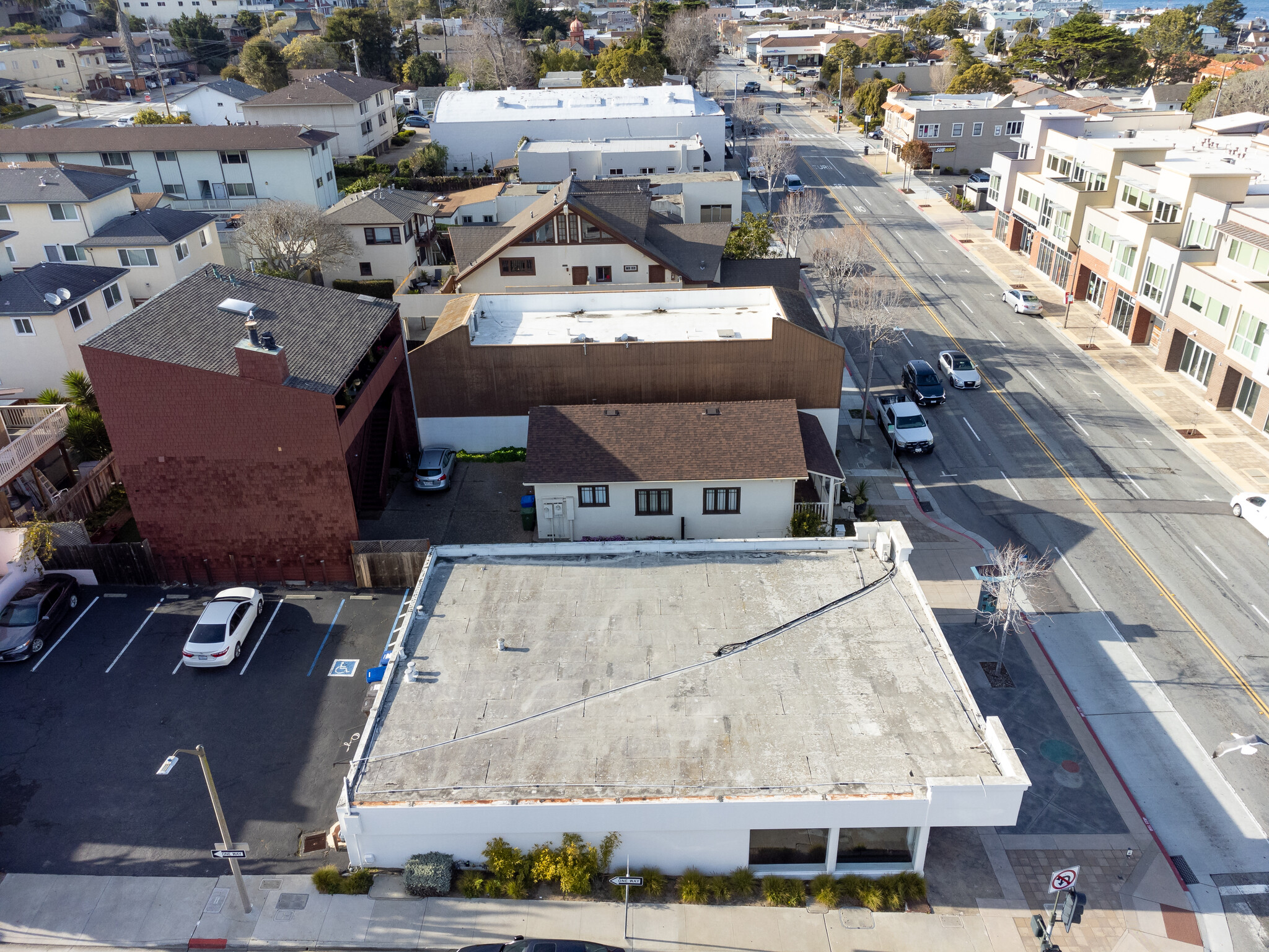 Lighthouse Ave Monterey Ca Retail For Lease Loopnet