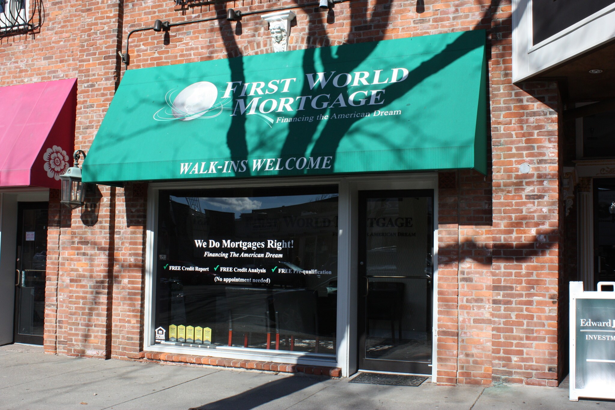 Cbre National 970 Farmington Ave Storefront Retail Office