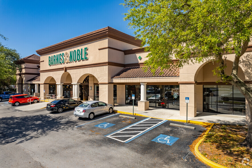 N Dale Mabry Hwy Tampa Fl Former Barnes Noble For