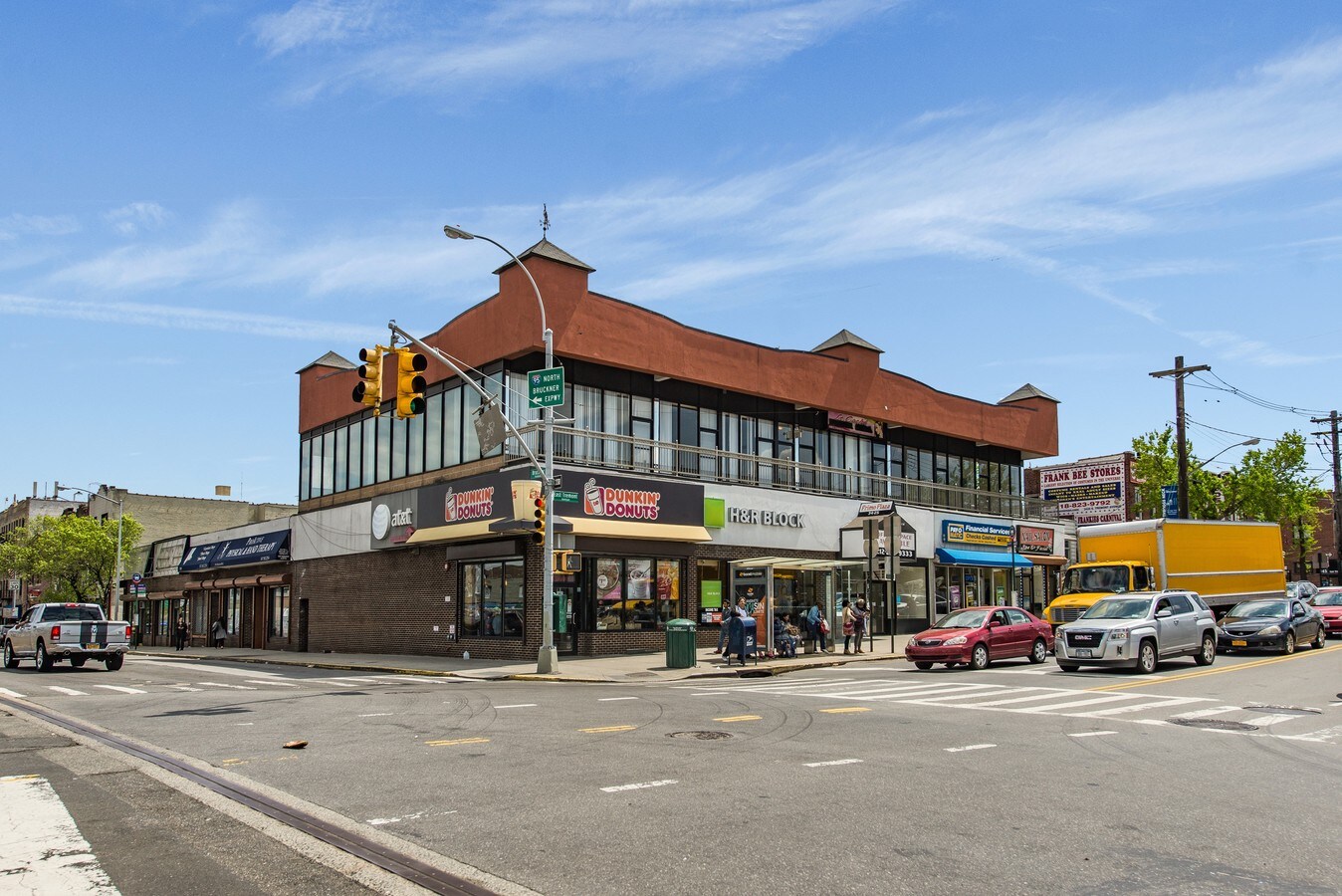 34213431 E Tremont Ave, Bronx, NY, 10465 Storefront Retail/Office