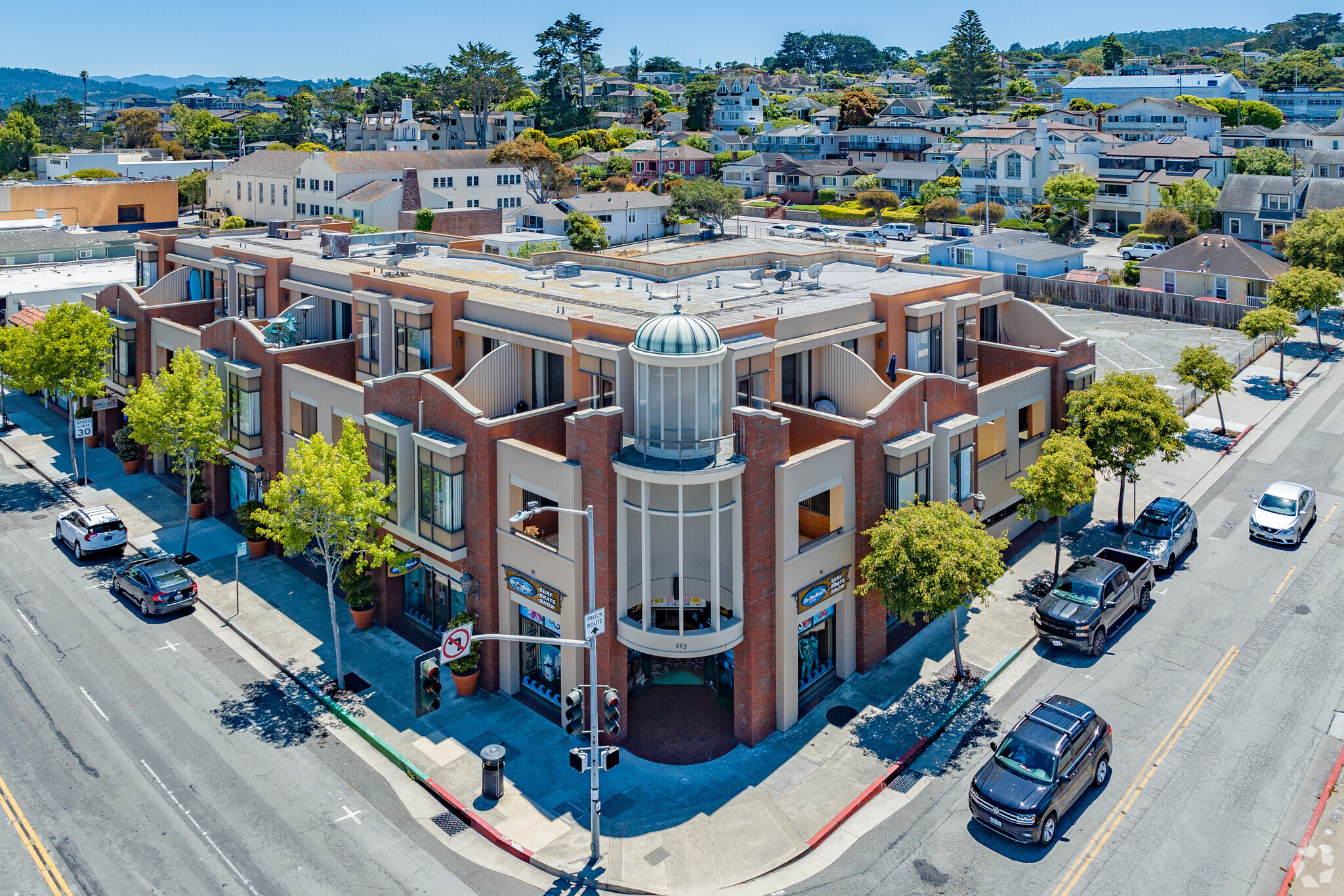 Lighthouse Ave Monterey Ca Retail For Lease Loopnet