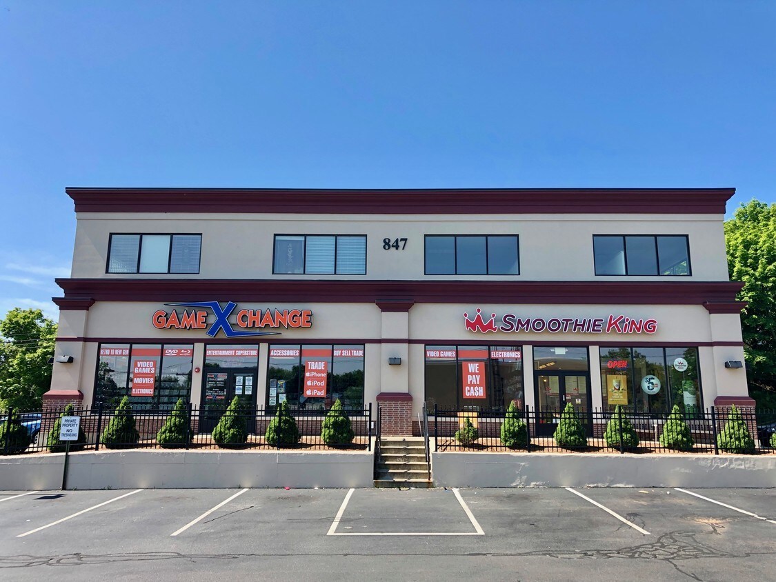Cbre National 845 W Main St Branford Ct