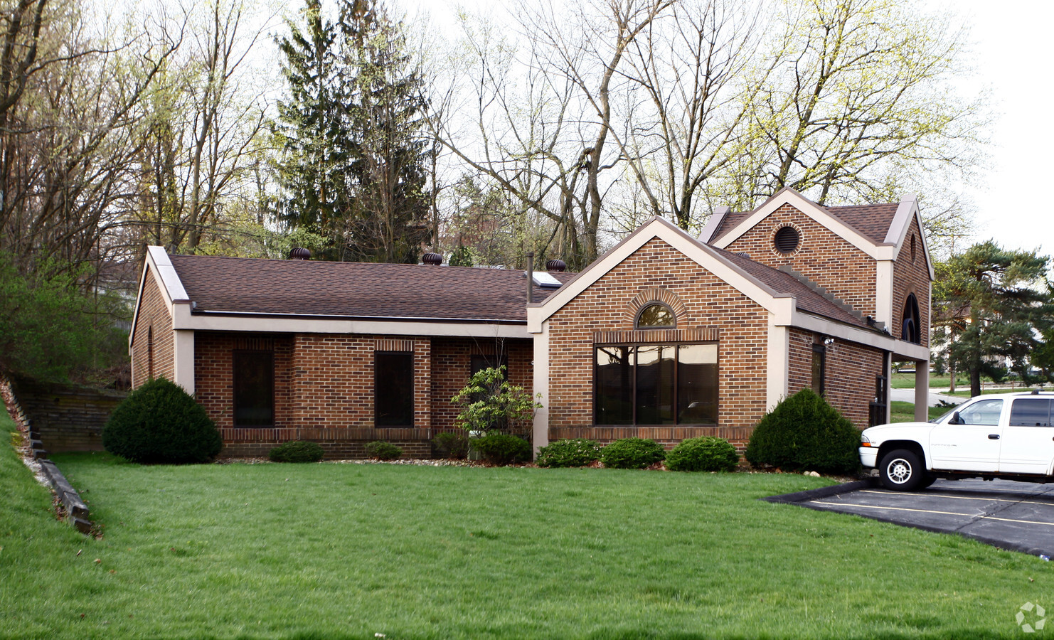 Cline Ave Mansfield Oh Office For Sale Loopnet