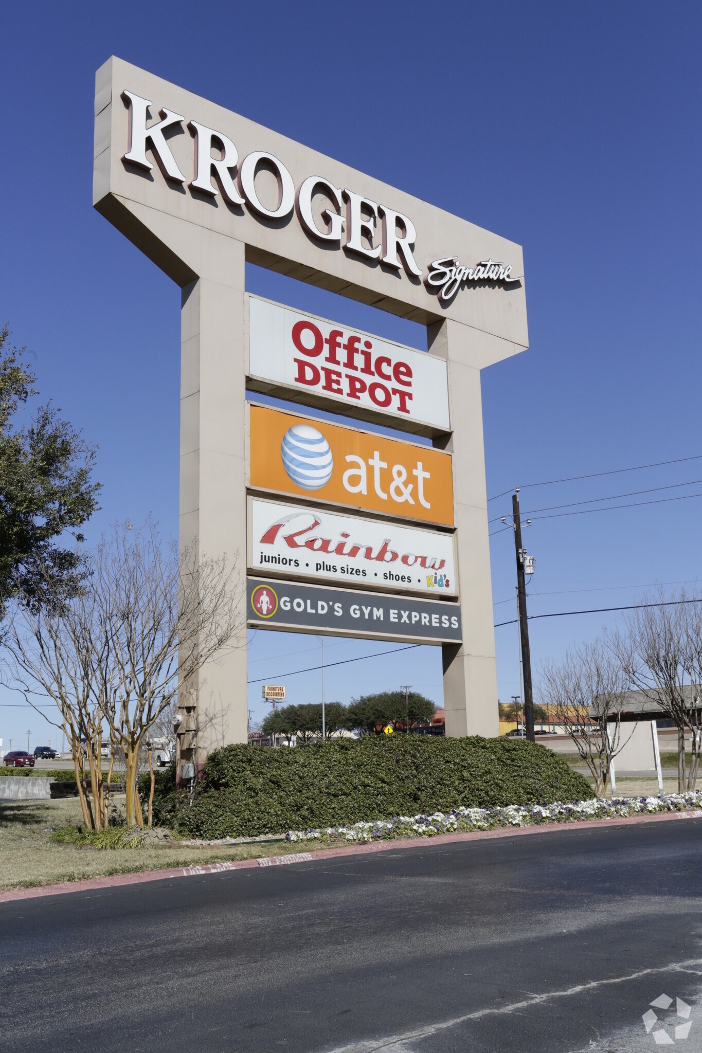 Cbre Inc 1001 N Beckley Rd Desoto Tx