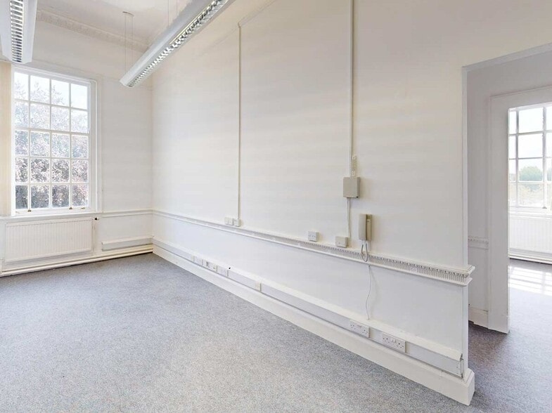 140 Speke Rd, Liverpool for lease - Building Photo - Image 3 of 12