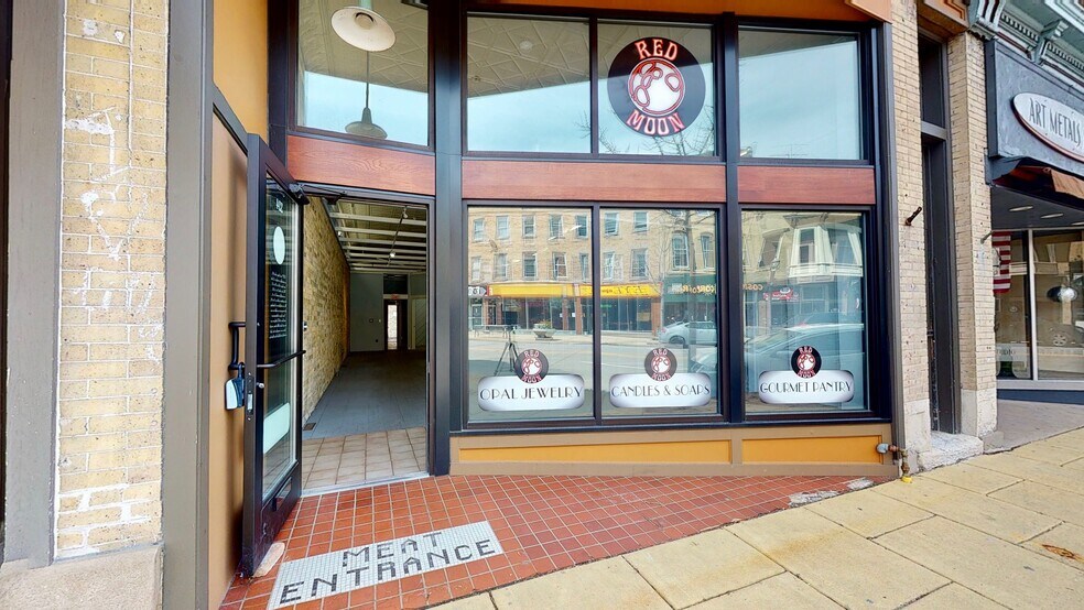 334 1/2 Main St, Racine, WI for sale - Building Photo - Image 1 of 1