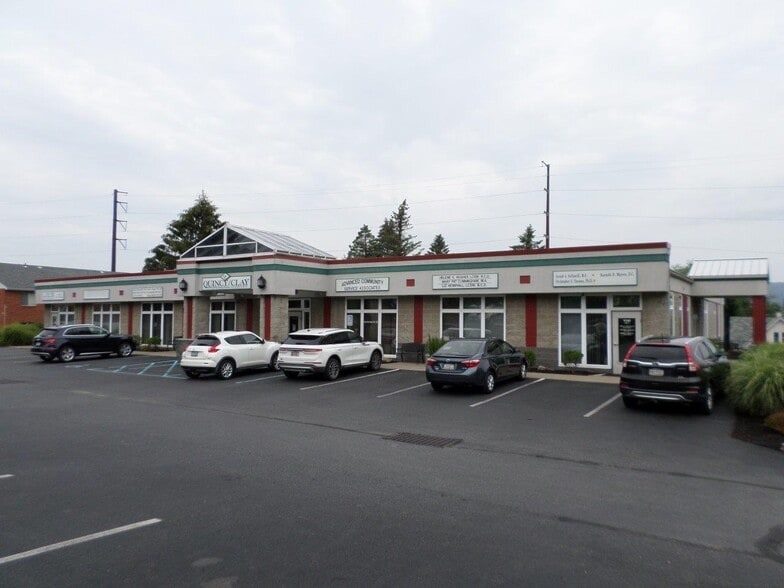 1140-1141 Quincy Ave, Dunmore, PA for lease - Building Photo - Image 2 of 3