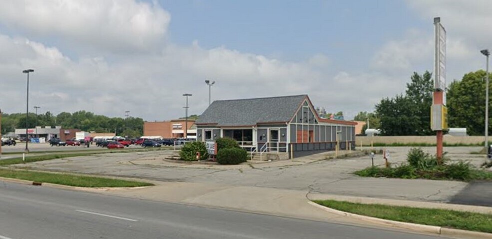 912 W Main St, Peru, IN for lease - Primary Photo - Image 1 of 4