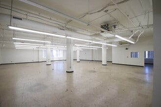 2155 E 7th St, Los Angeles, CA for lease Interior Photo- Image 2 of 9