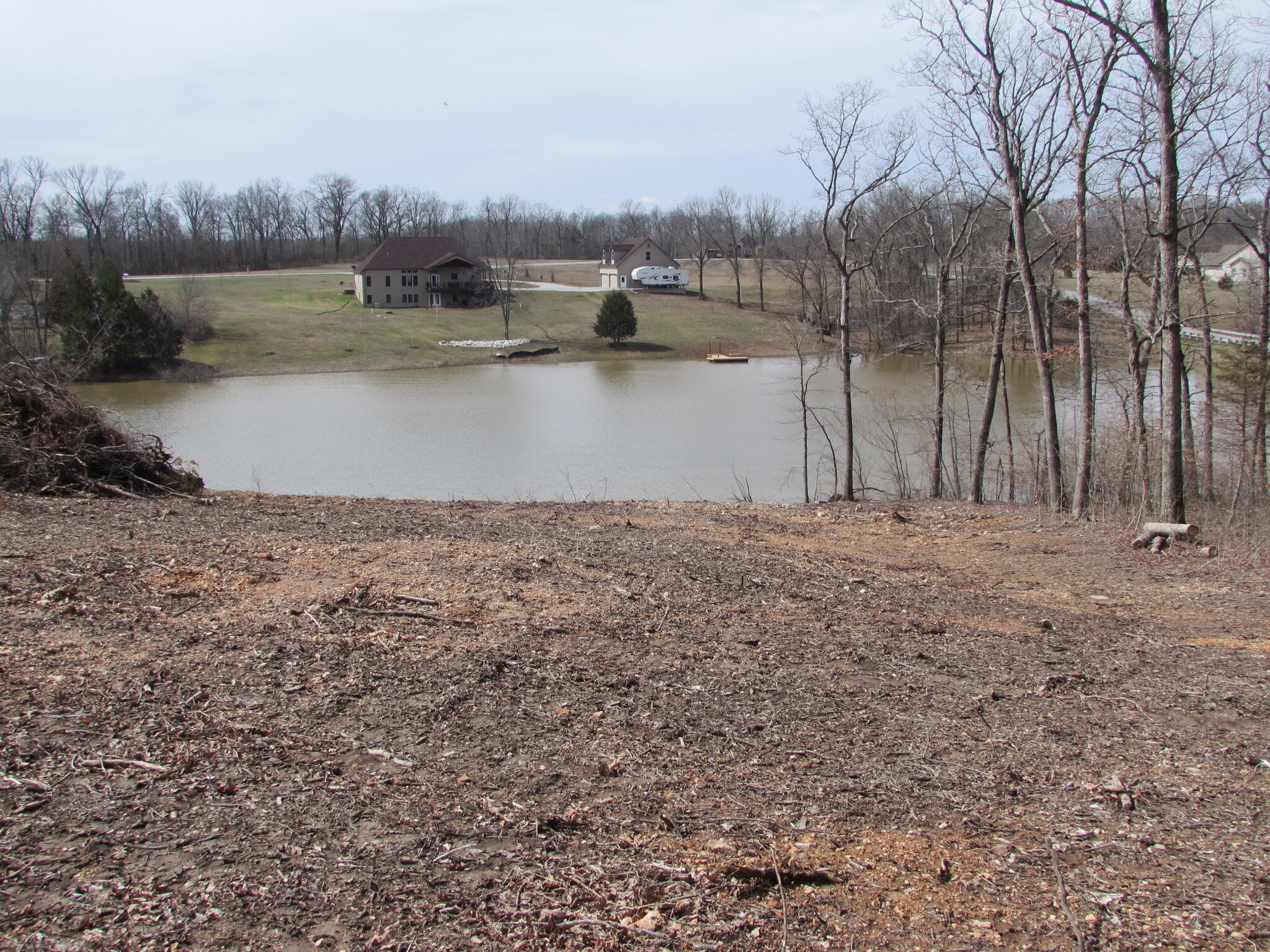 605 Waters Edge Ct, Hawk Point, MO 63349