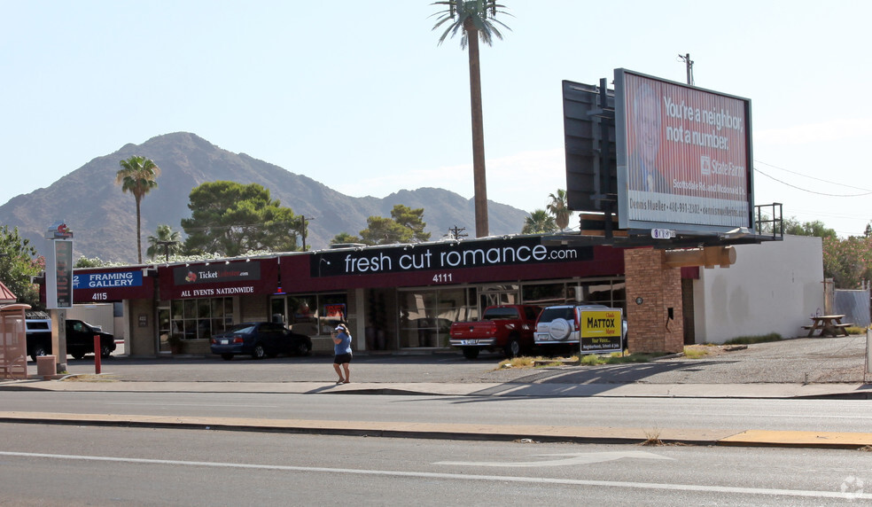 4111-4115 N 44th St, Phoenix, AZ for lease - Primary Photo - Image 1 of 3