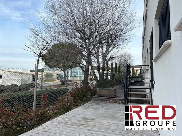 Office in Éguilles for lease - Building Photo - Image 3 of 10