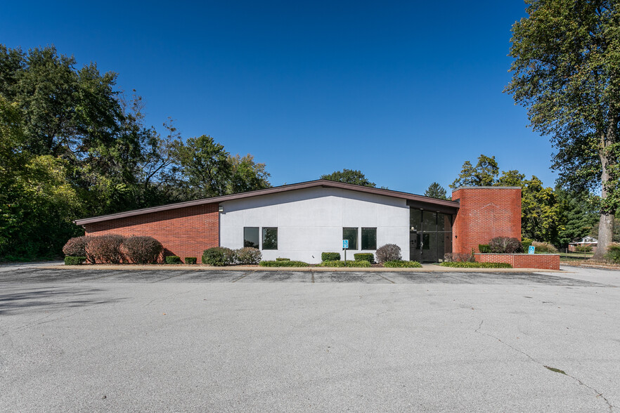 1520 Mascoutah Ave, Belleville, IL for sale - Primary Photo - Image 1 of 41