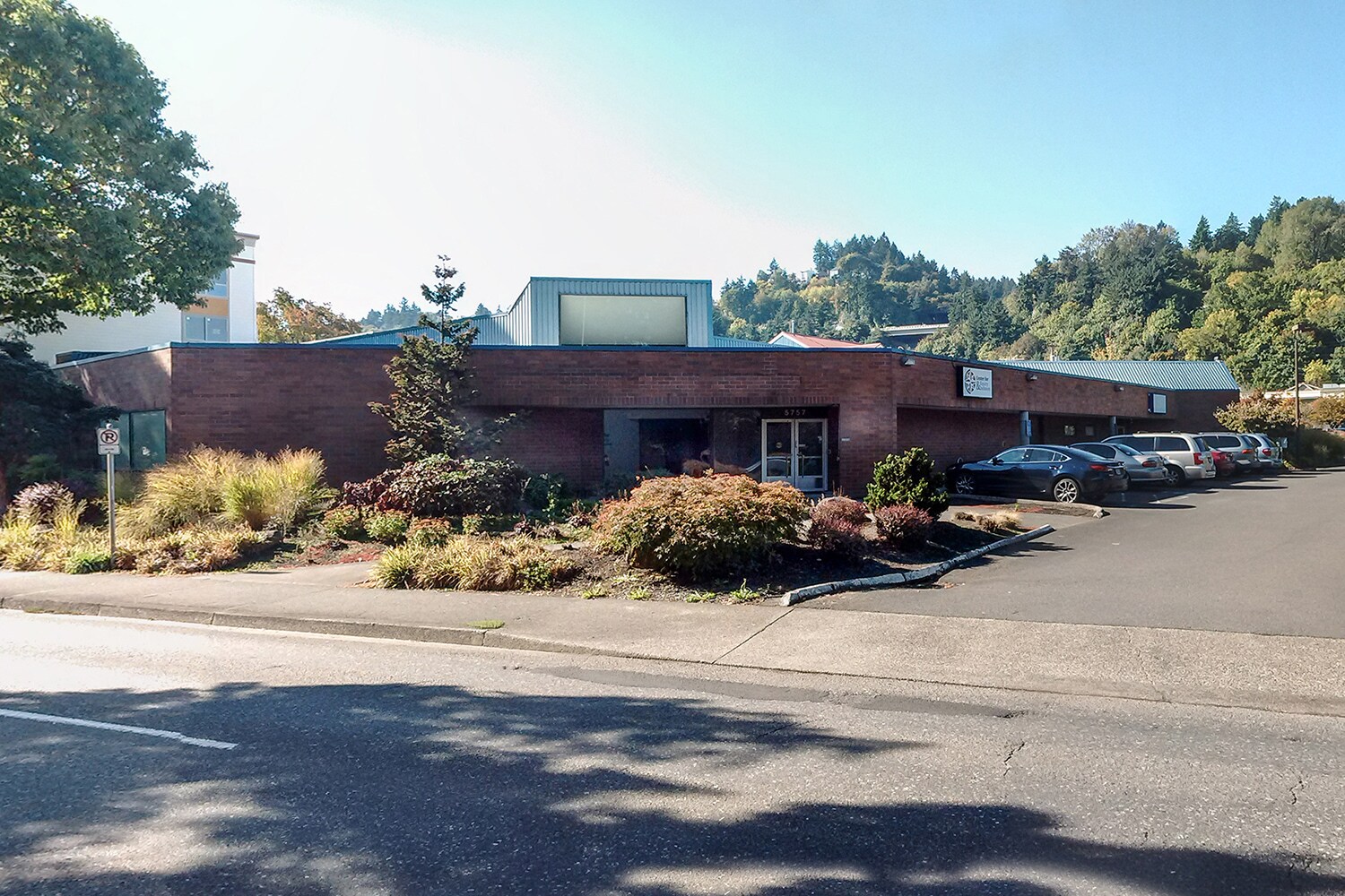 5757 SW Macadam Ave, Portland, OR for sale Building Photo- Image 1 of 1