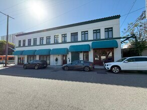 2823-211 Main St, Santa Monica, CA for lease Building Photo- Image 1 of 22