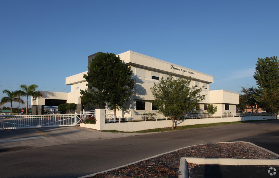 3222 Tamiami Trl, Port Charlotte, FL for sale - Primary Photo - Image 1 of 1