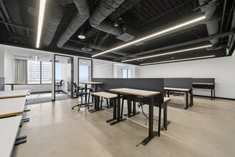 6420 Wilshire Blvd, Los Angeles, CA for lease Interior Photo- Image 2 of 10