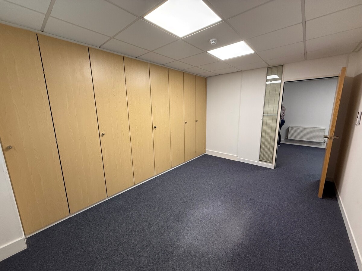 Broadway Ln, South Cerney, GLS GL7 5XL - Unit A3A - - Interior Photo - Image 2 of 10