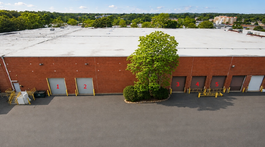 609-3 Cantiague Rock Rd, Westbury, NY for lease Interior Photo- Image 1 of 1
