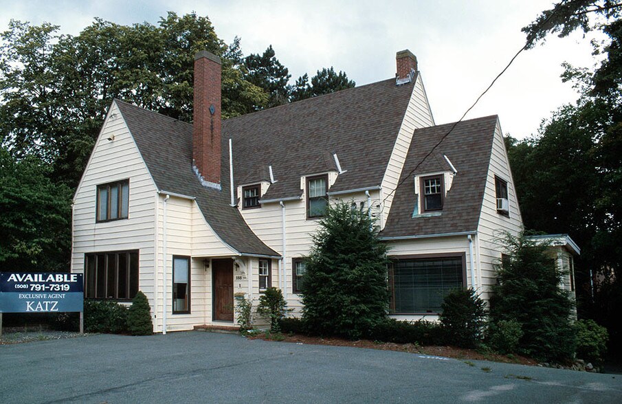 188 Oaks Rd, Framingham, MA for sale - Primary Photo - Image 1 of 1