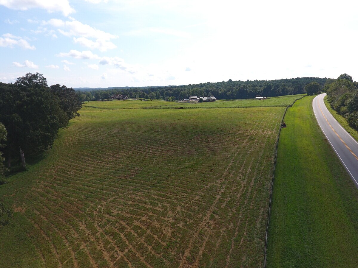 6174 Clermont Hwy, Clermont, GA 30527