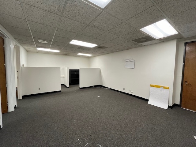 24404 S Vermont Ave, Harbor City, CA for lease Building Photo- Image 1 of 4