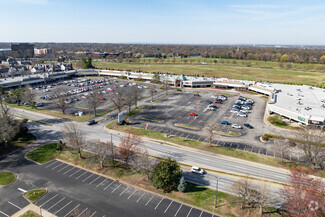 Receiver Sale | Forum Center | Affluent Area - Parking Garage