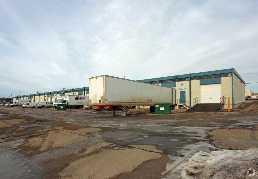 14705-14741 123 Av NW, Edmonton, AB for sale - Building Photo - Image 2 of 5