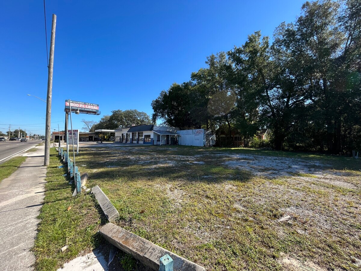 4125 Blanding Blvd, Jacksonville, FL 32210