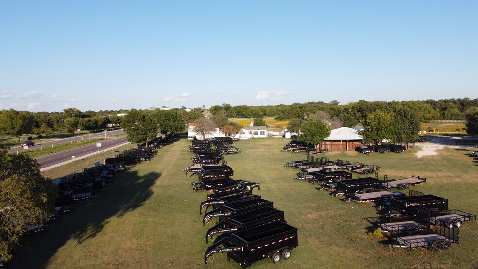 12548 E US Highway 82, Whitesboro, TX 76273