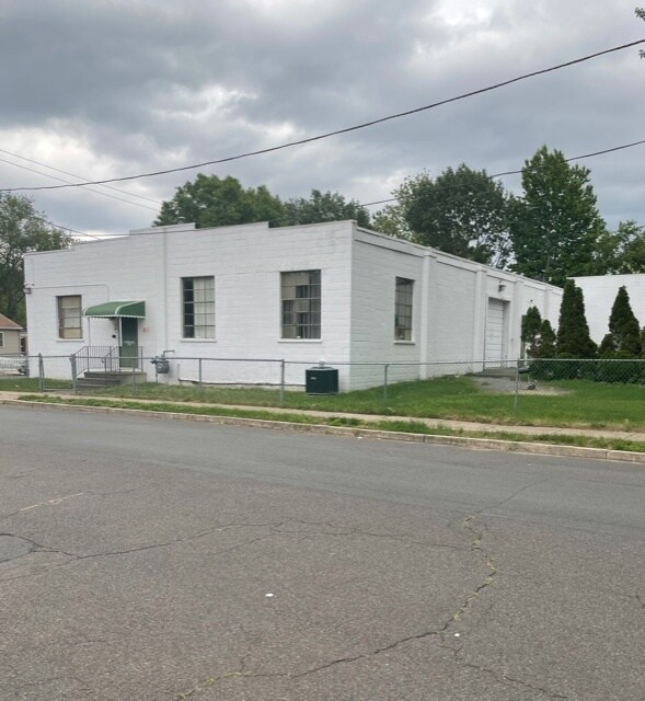 718 Rennie St, Hamilton, NJ for sale Building Photo- Image 1 of 8