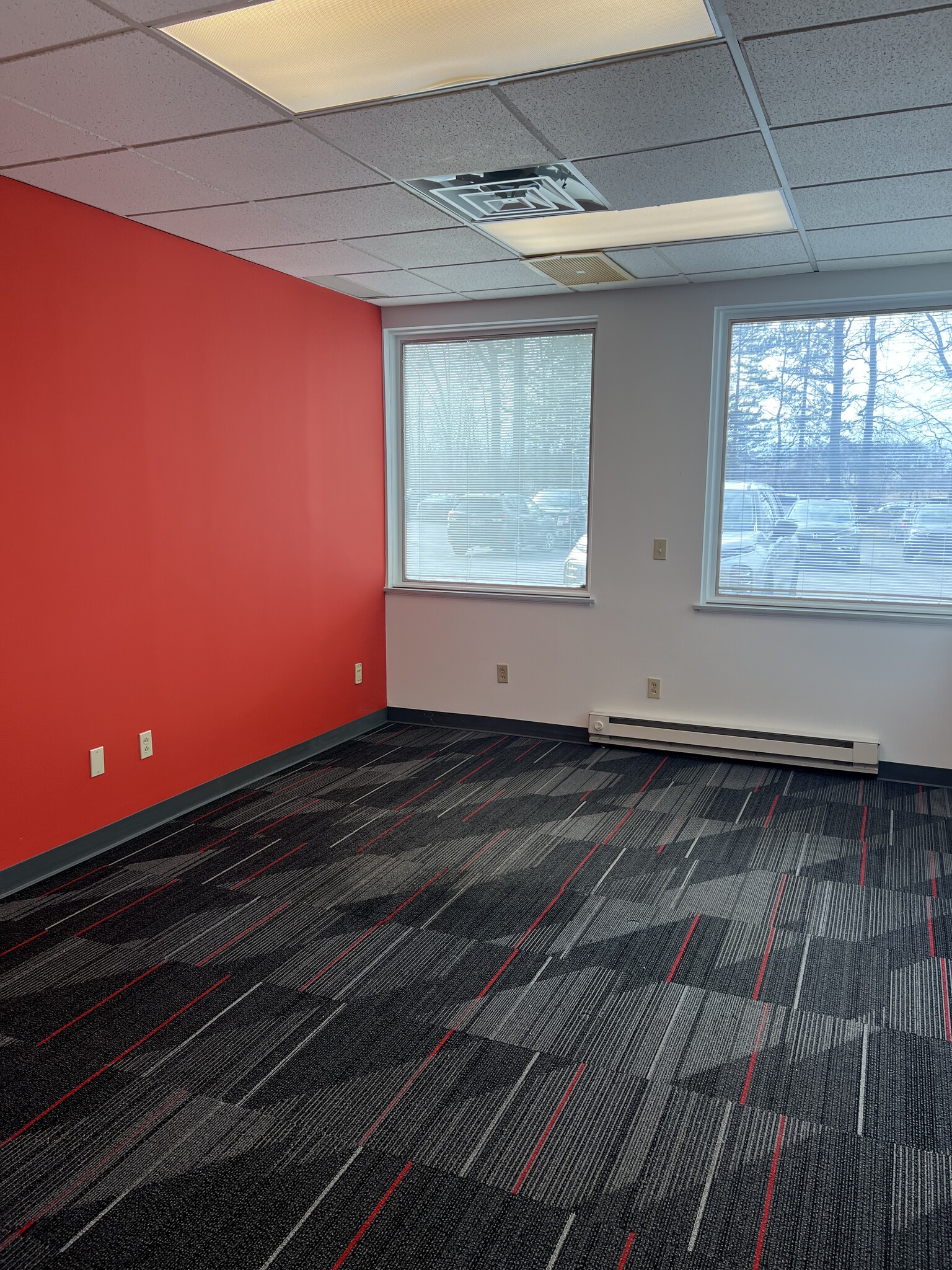 8300 Dow Cir, Strongsville, OH for lease Building Photo- Image 1 of 5