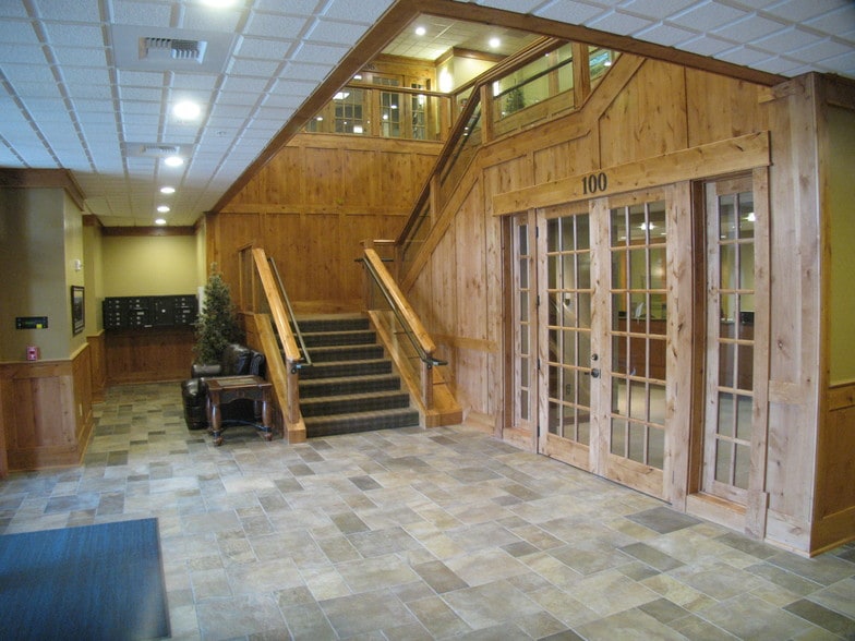 309 E Farwell Rd, Spokane, WA for lease - Interior Photo - Image 2 of 15