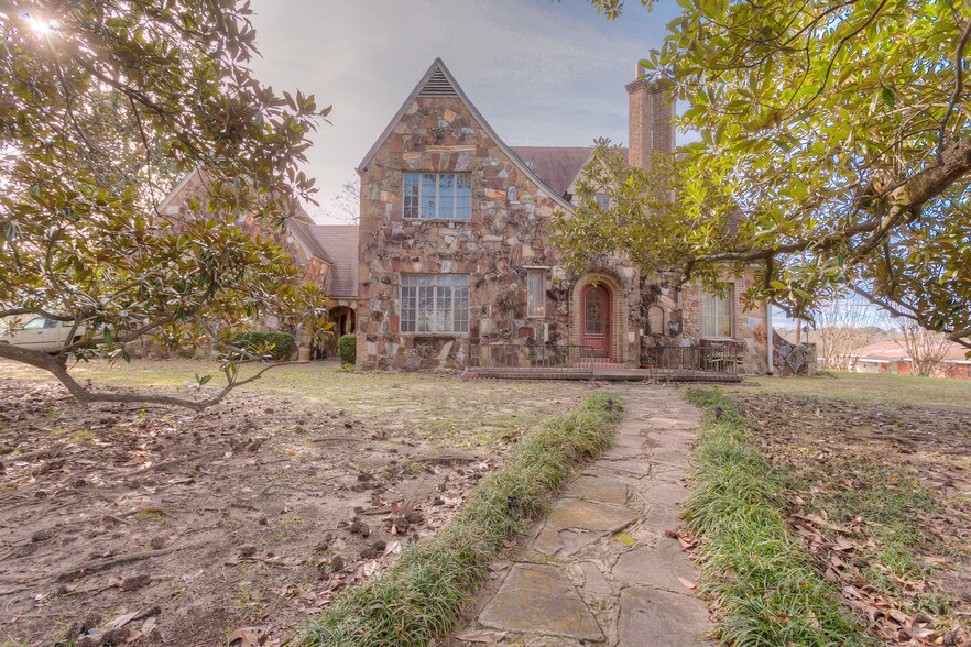 1300 Avenue P, Huntsville, TX 77340 Land Property for Sale