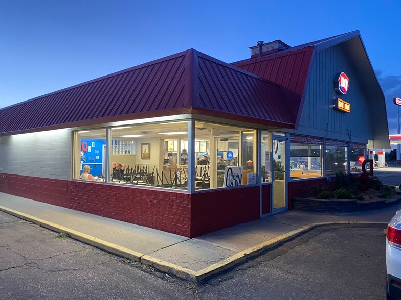 1307 Castle Rock St, Quinter, KS for sale - Building Photo - Image 1 of 7