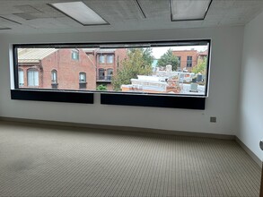 1000-1010 Wisconsin Ave NW, Washington, DC for lease Interior Photo- Image 2 of 10