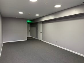 752 Brookhaven Cir, Memphis, TN for lease Building Photo- Image 2 of 4