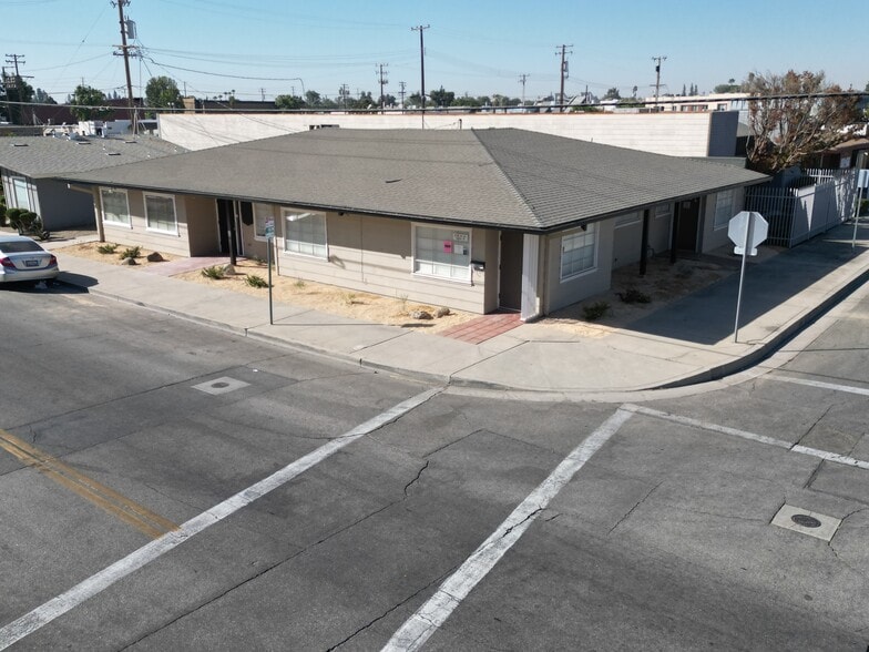 2731 H St, Bakersfield, CA for lease - Building Photo - Image 3 of 14