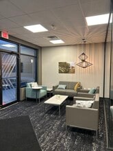 1390 Bellevue St, Green Bay, WI for lease Interior Photo- Image 1 of 7