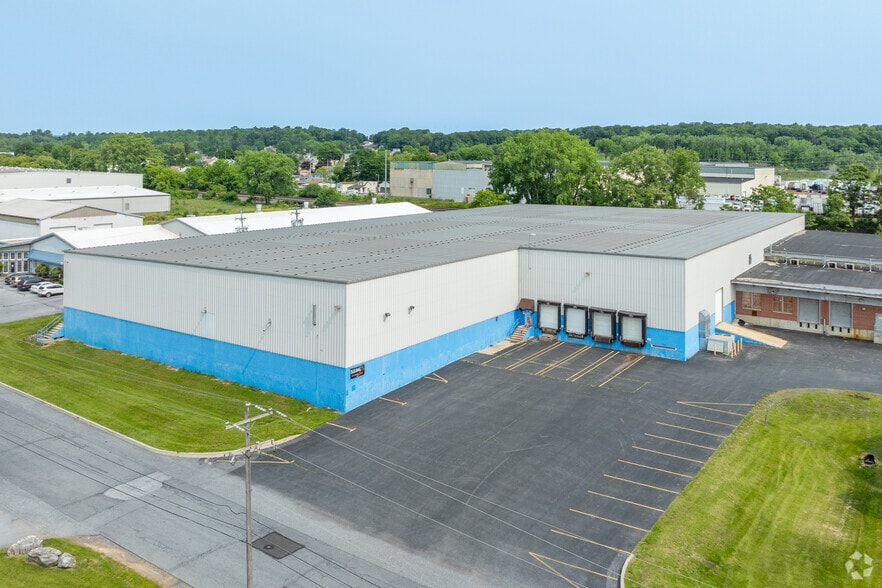 225 N 16th St, Lebanon, PA for lease - Building Photo - Image 3 of 14