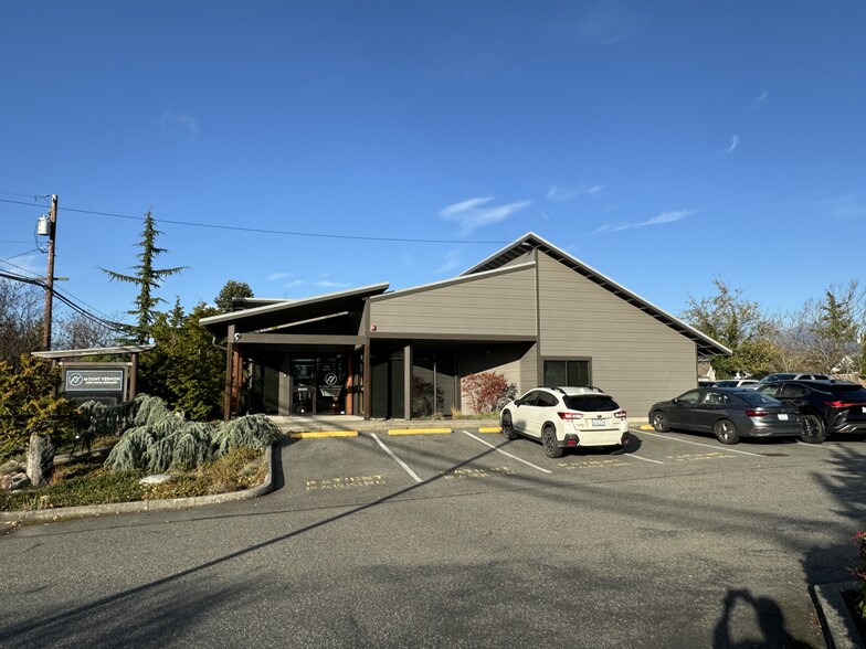 130 S 15th St, Mount Vernon, WA for lease - Building Photo - Image 3 of 19