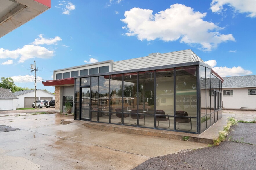 1822 Logan Ave, Cheyenne, WY for sale - Building Photo - Image 2 of 49