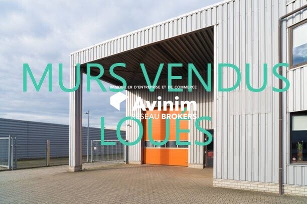 Retail in Thones for sale - Building Photo - Image 1 of 1
