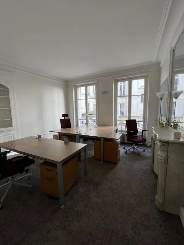 4 Avenue De L'Opera, Paris for lease Interior Photo- Image 1 of 4