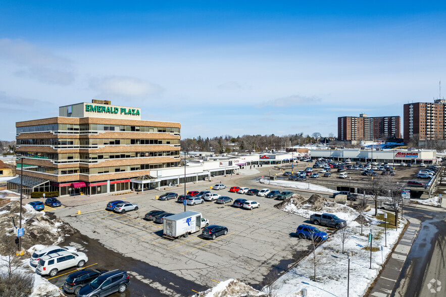 1547 Merivale Rd, Ottawa, ON for lease - Building Photo - Image 3 of 7