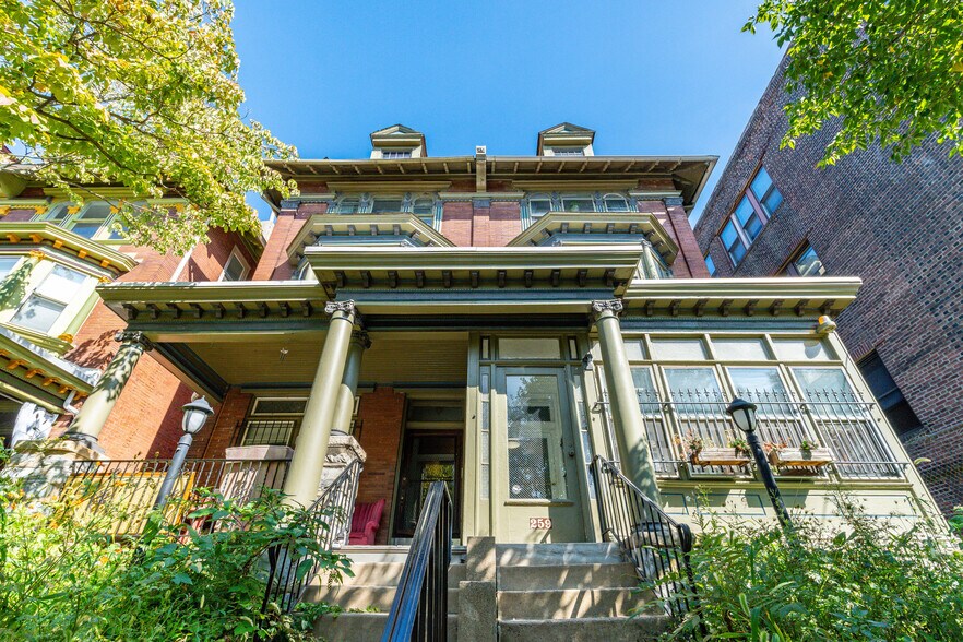 257-259 S 46th St, Philadelphia, PA for sale - Building Photo - Image 2 of 38