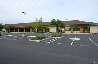 9390 Big Horn Blvd, Elk Grove, CA for lease Building Photo- Image 1 of 3