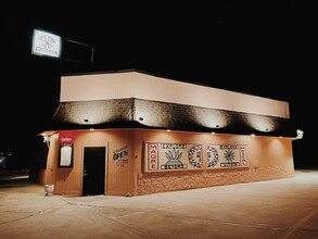 73839 Twentynine Palms, Twentynine Palms, CA for lease Building Photo- Image 1 of 9